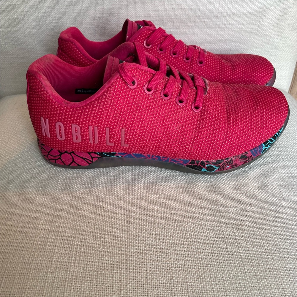 NOBULL Women's Fuchsia Cross-Training Sneakers with Floral Accent Sole, 8.5